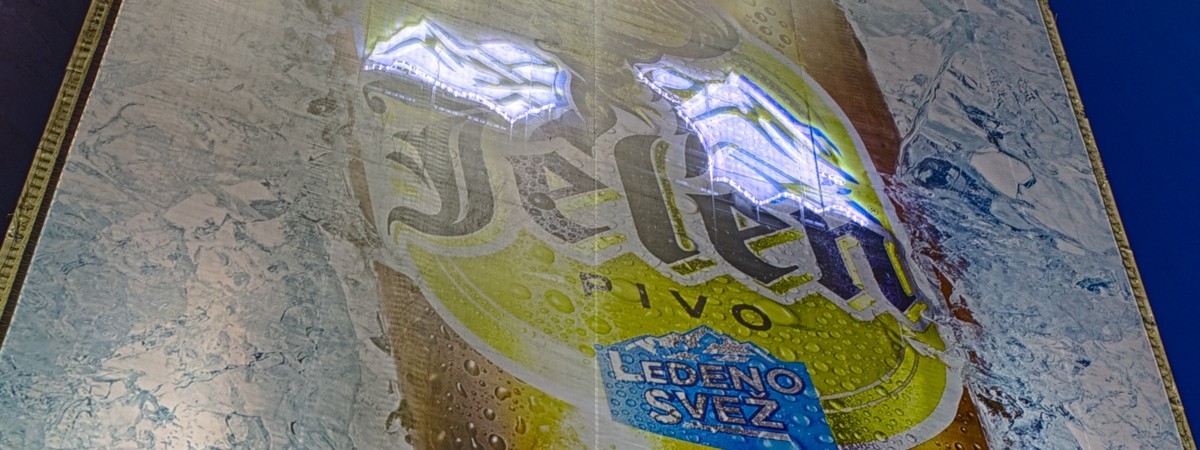 Svetleće planine Jelen piva